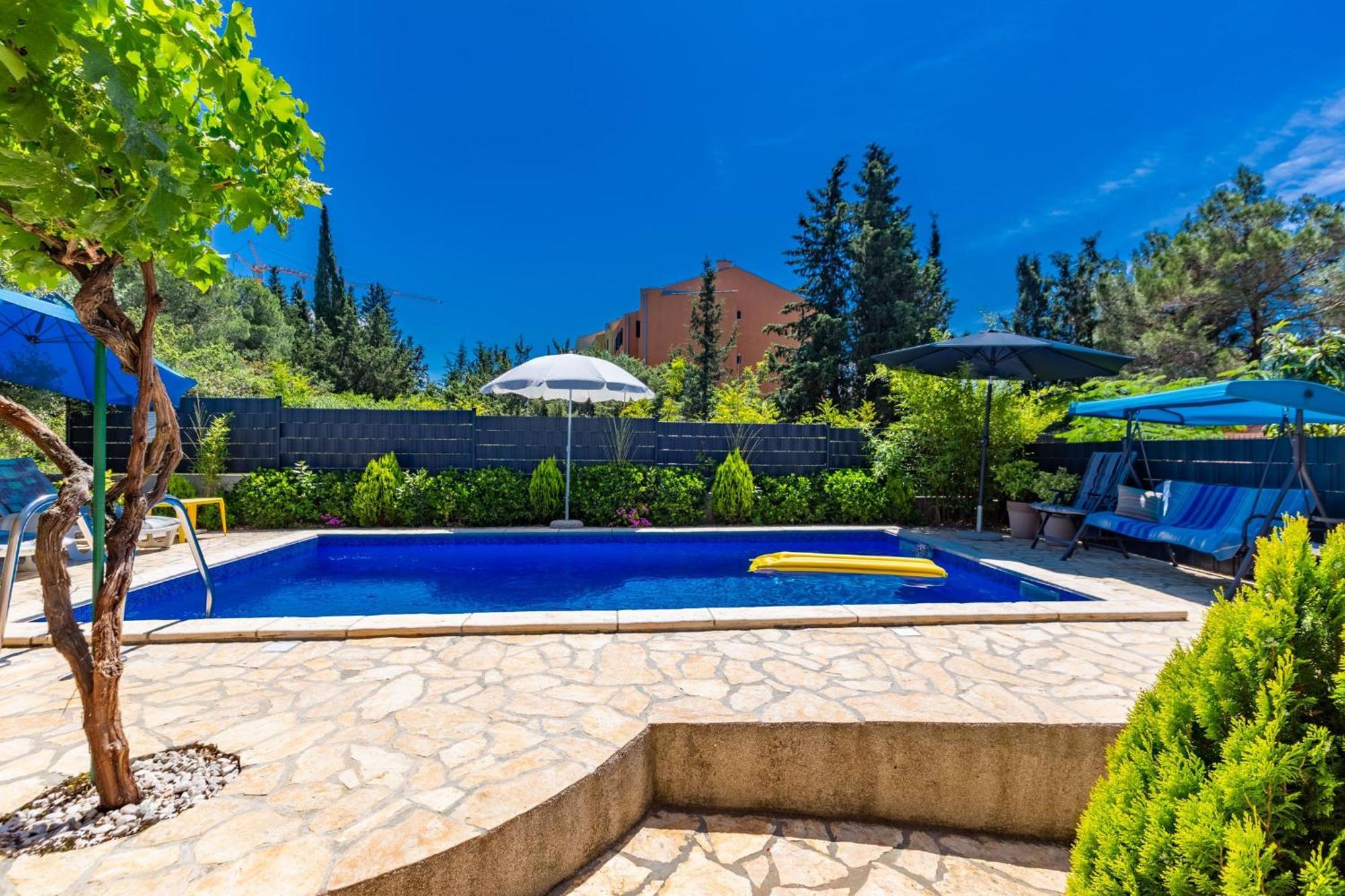 Holiday Home Flora Zadar Exterior photo